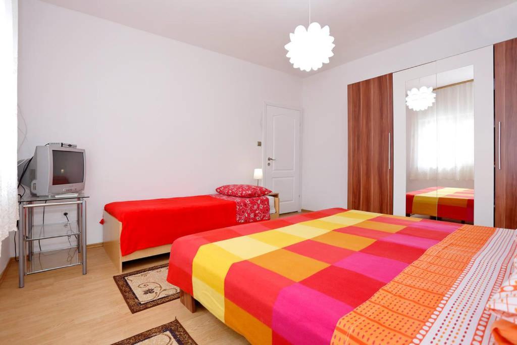 Apartmani Mlinar Gornji Karin Exteriér fotografie